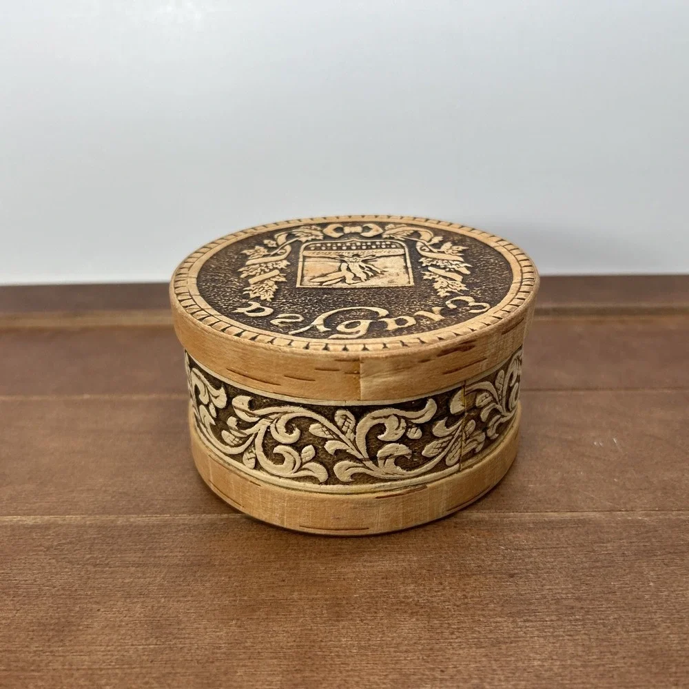 Vintage‎ Yelabuga Russia Handcrafted Round Cork Trinket Jewelry Box